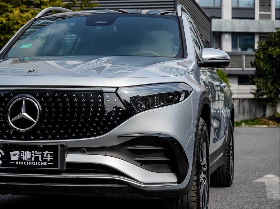 Mercedes-Benz EQB Class 2025 car image #8