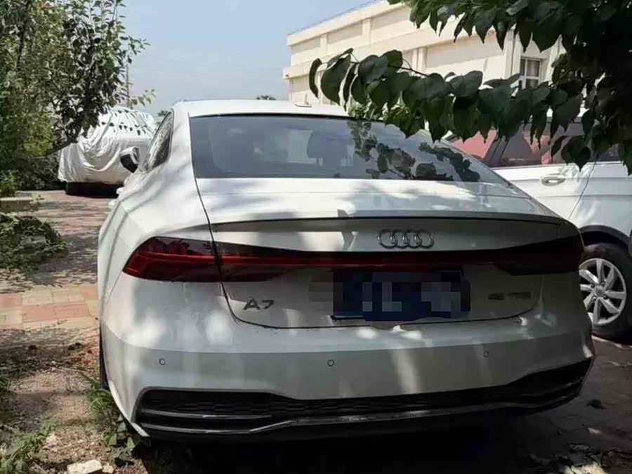 Audi A7 2021 car image #8