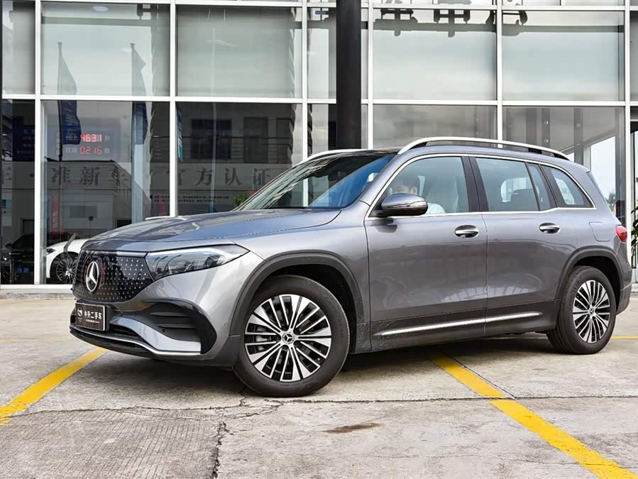 Mercedes-Benz EQB Class 2025 immagine di auto #8