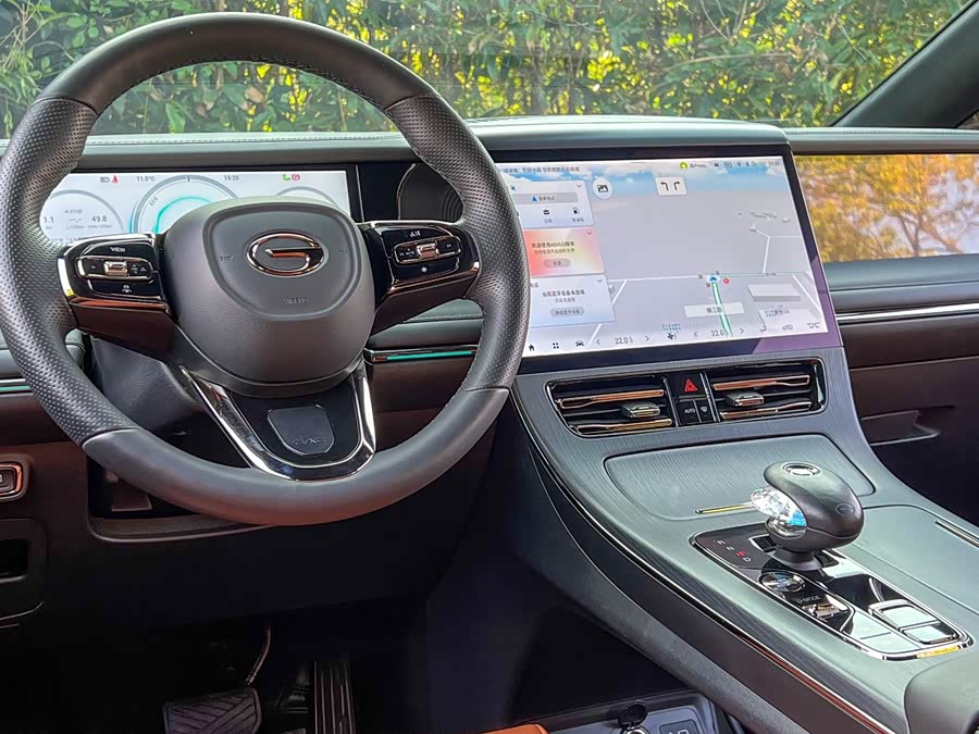 GAC Trumpchi E9 2024 #8 GAC Trumpchi E9 2024 car image #8