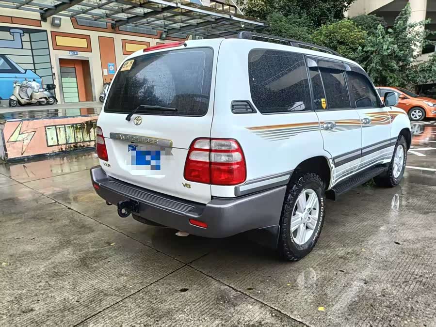 丰田 兰德酷路泽 2005 汽车图片 #8