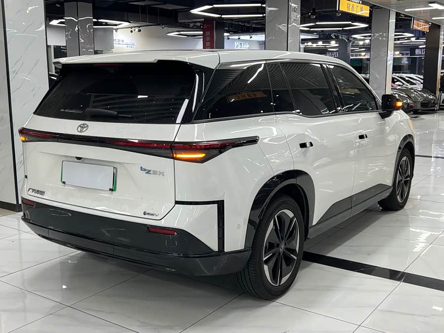丰田 铂智3X 2025 汽车图片 #8