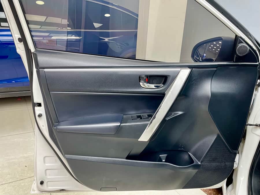 丰田 卡罗拉 2018 汽车图片 #8