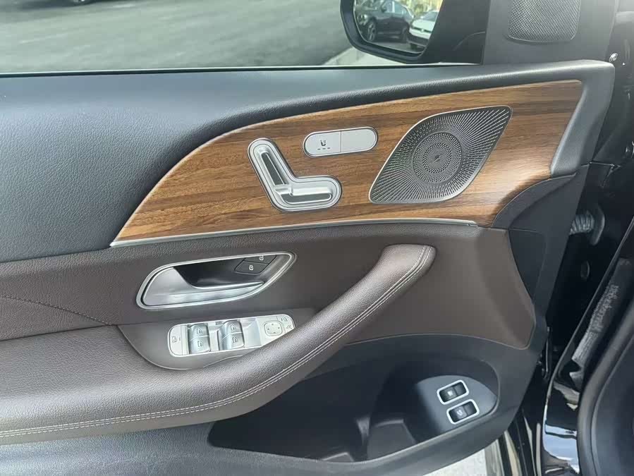 Mercedes-Benz GLE Class New Energy 2022 #8 Mercedes-Benz GLE Class New Energy 2022 car image #8