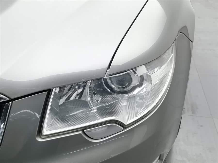 Skoda Superb 2012 immagine di auto #8