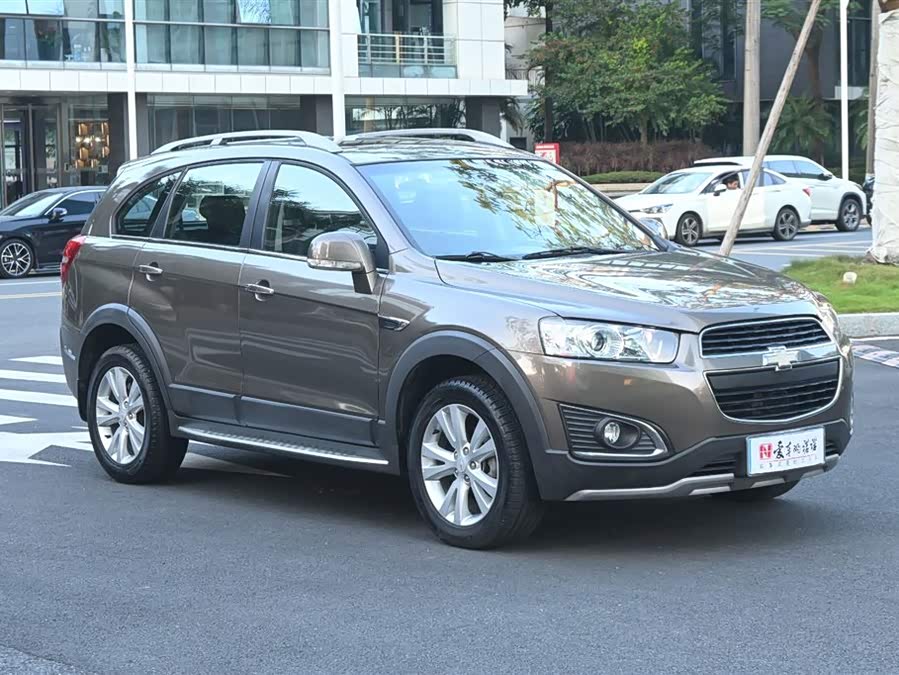 Chevrolet Captiva 2016 imagen de coche #8