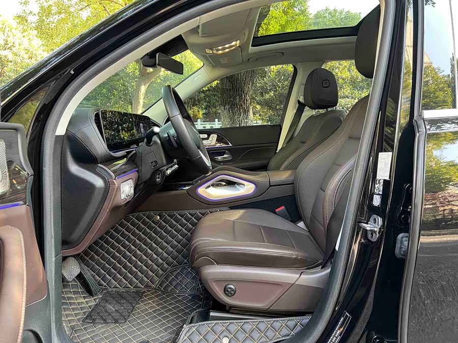 Mercedes-Benz GLS Class 2021 car image #8