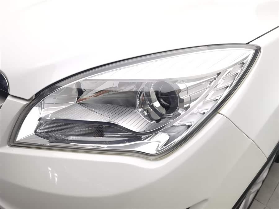 Changan CS35 2016 car image #8