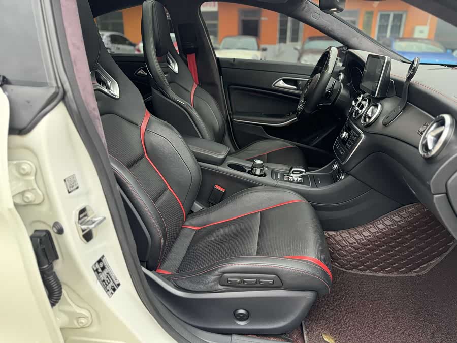 Mercedes-Benz CLA AMG 2015 image de voiture #8