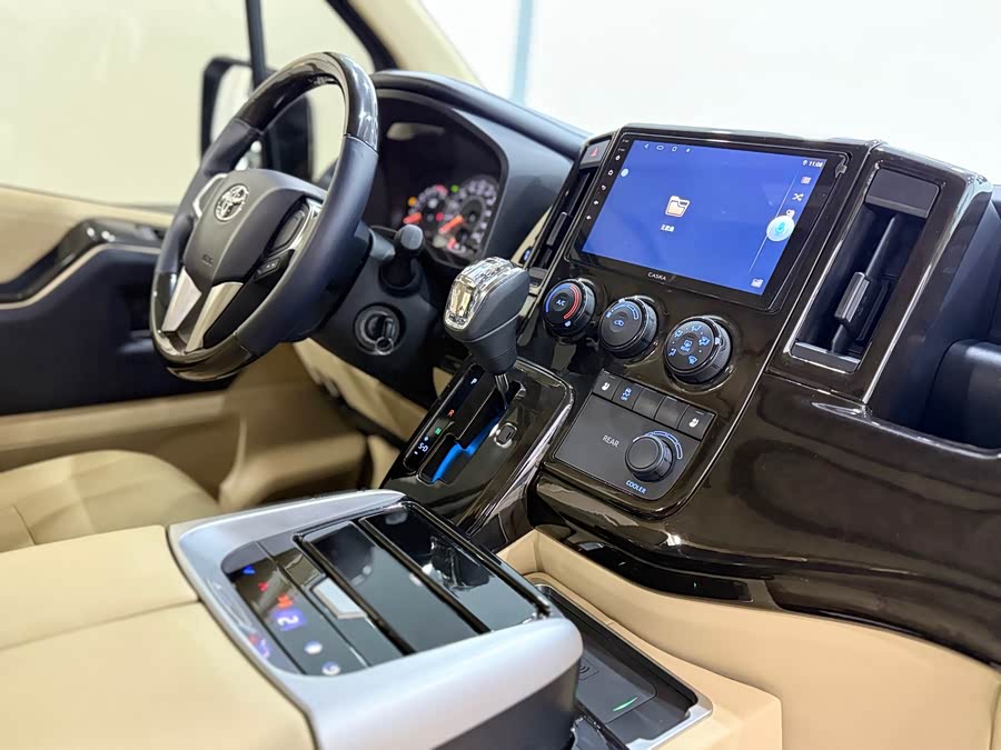 Toyota 2023 car image #8