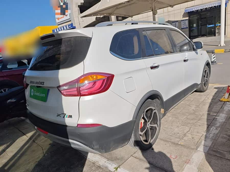 SWM X7 2018 imagen de coche #8