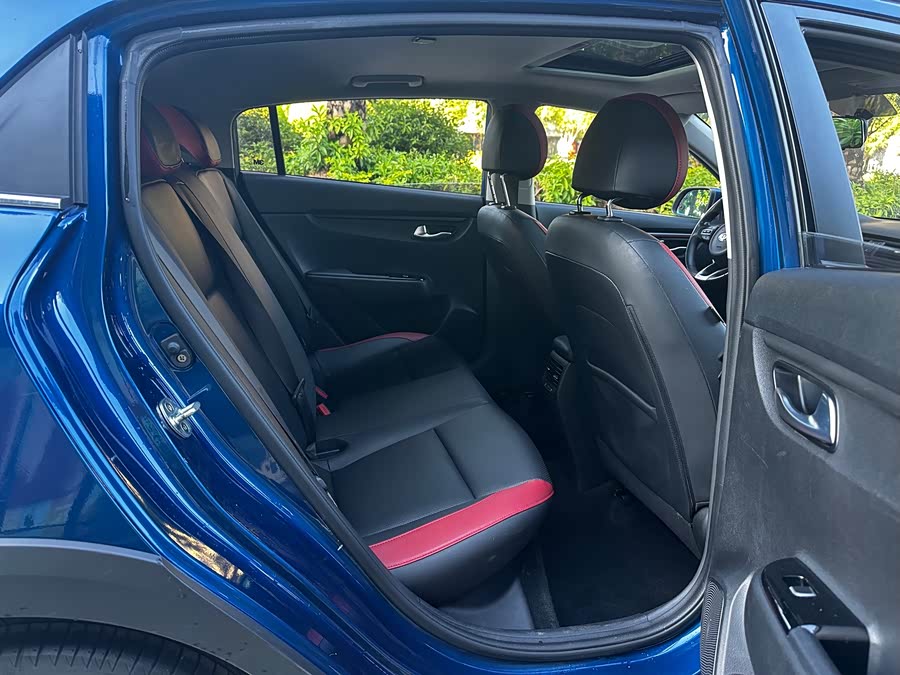 Kia Rio Cross 2018 صورة سيارة #8