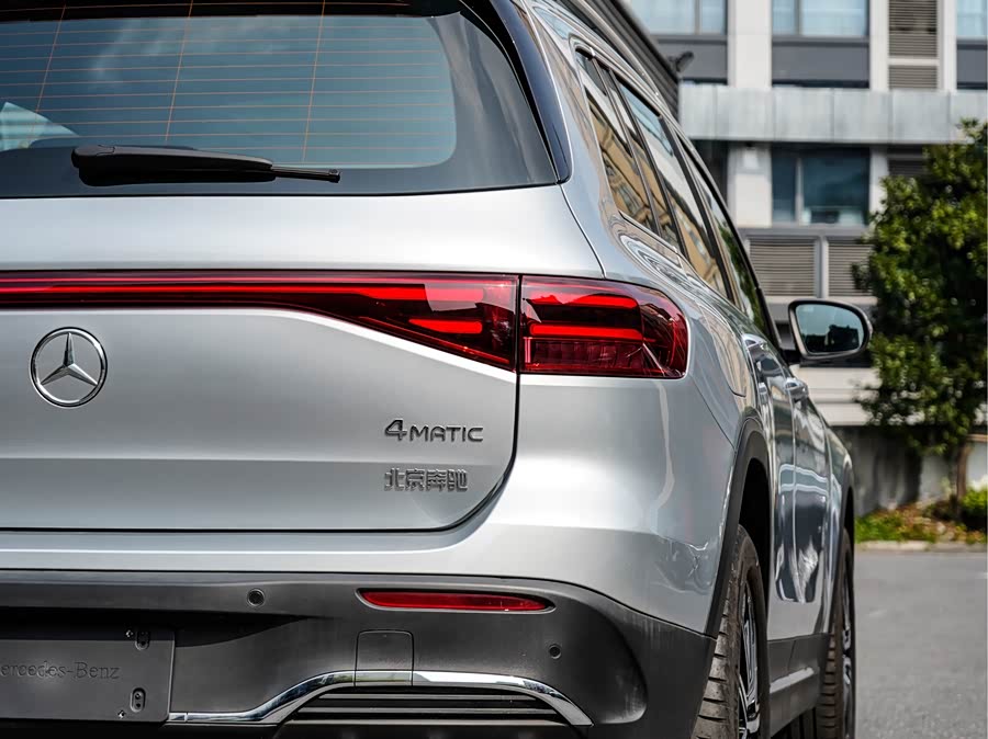 Mercedes-Benz EQB Class 2025 #8 Mercedes-Benz EQB Class 2025 car image #8