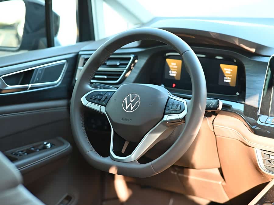 Volkswagen Viloran 2023 #8 Volkswagen Viloran 2023 immagine di auto #8
