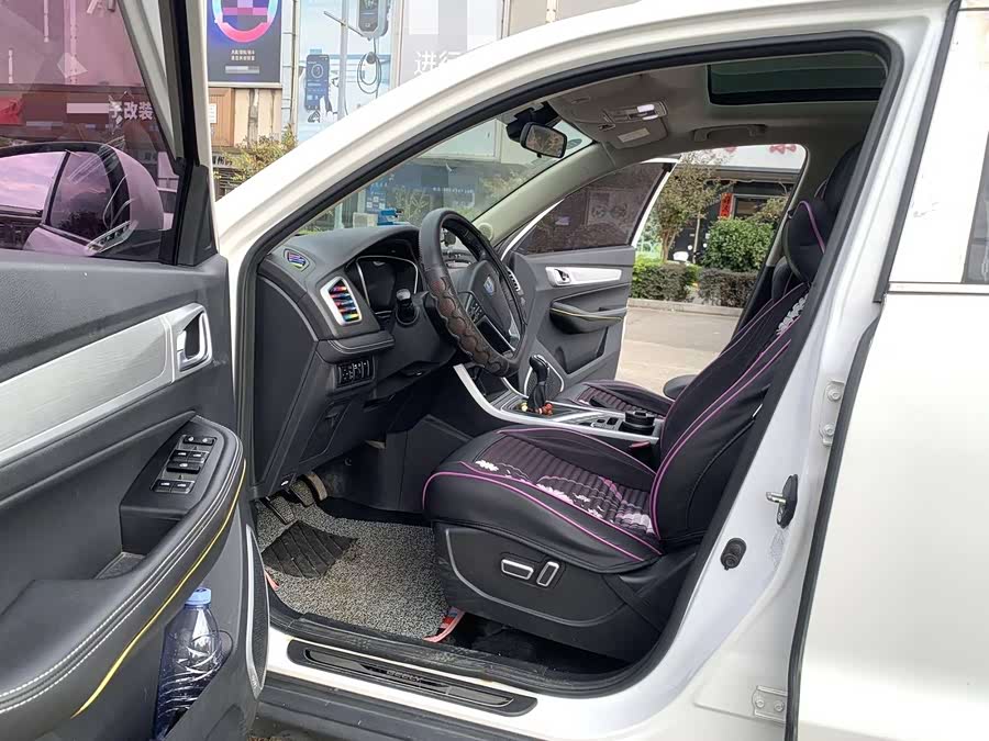 GEELY Vision X6 2019 imagen de coche #8
