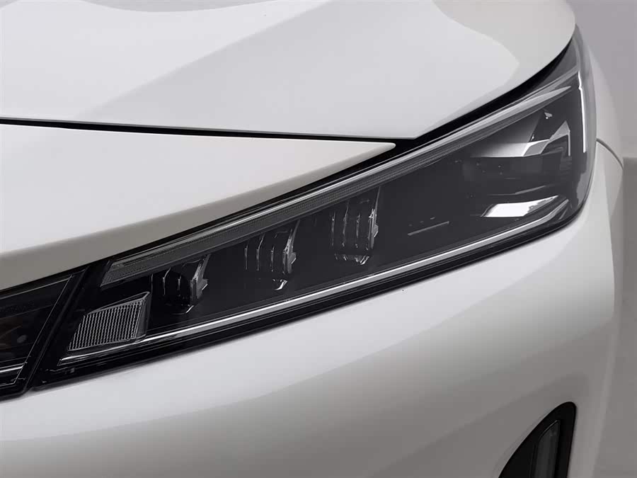 Roewe D5X DMH 2024 car image #8