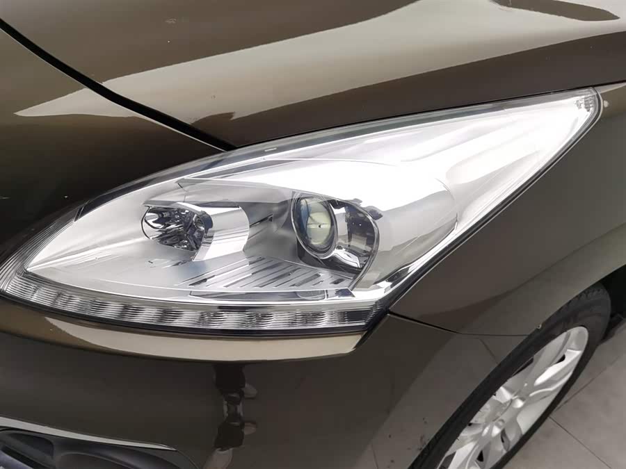 Peugeot 3008 2014 image de voiture #8