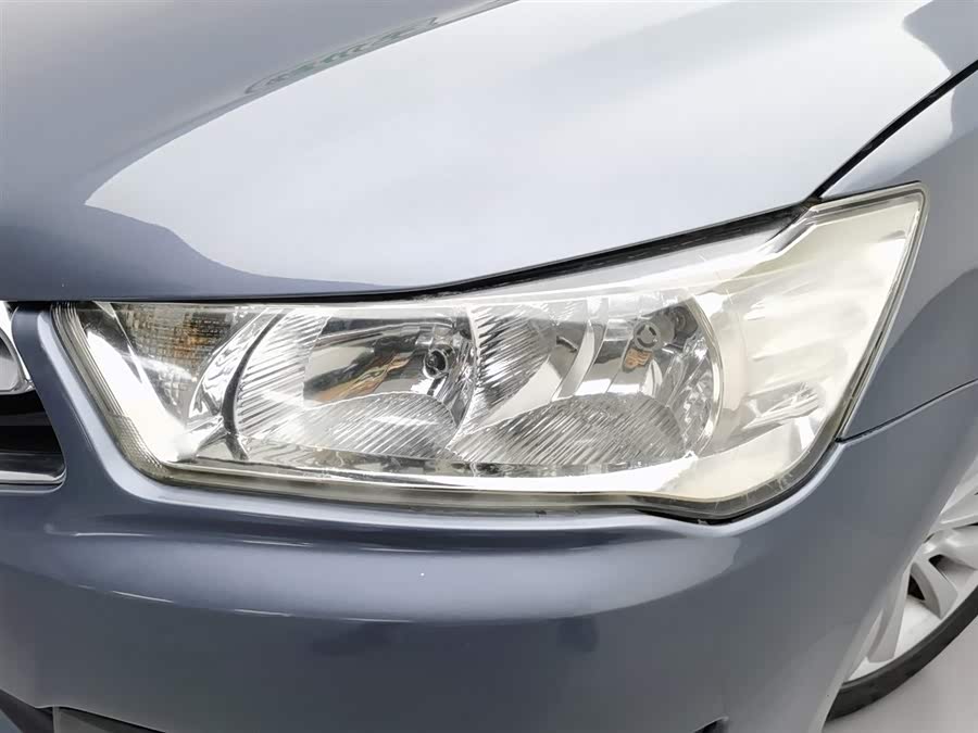 Citroen C-Quatre 2012 car image #8