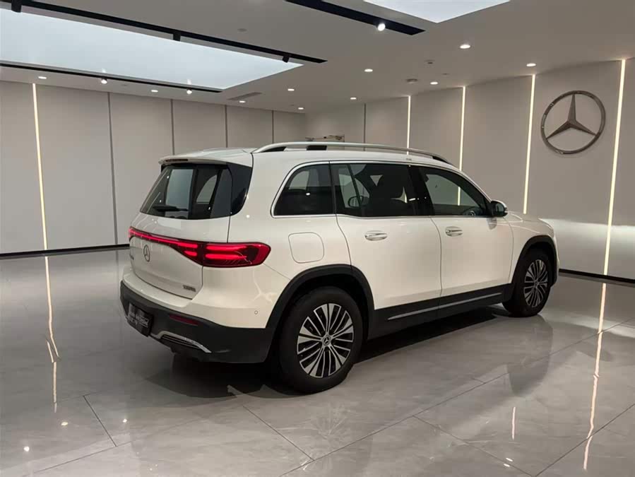 Mercedes-Benz EQB Class 2025 car image #8