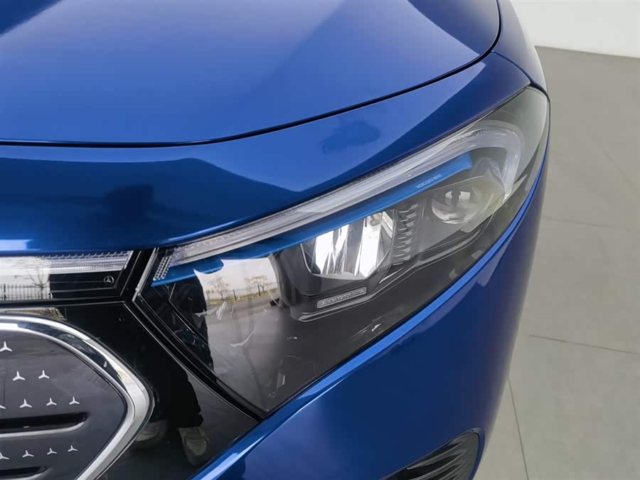 Mercedes-Benz EQB Class 2023 car image #8