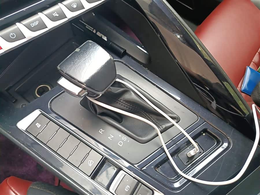 Forthing T5 2019 immagine di auto #8