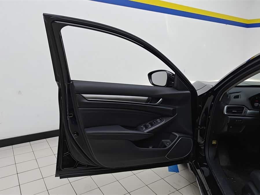 Honda Accord 2022 car image #8