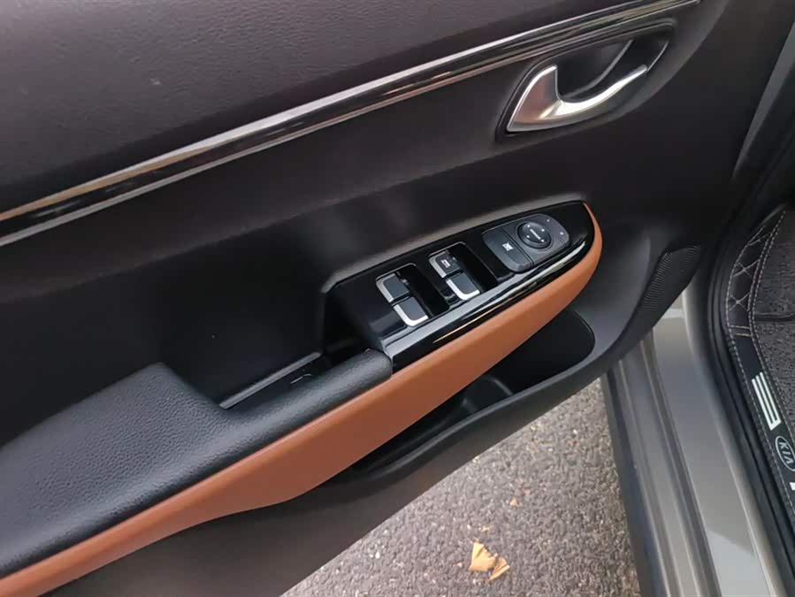 Kia Rio Cross 2017 صورة سيارة #8