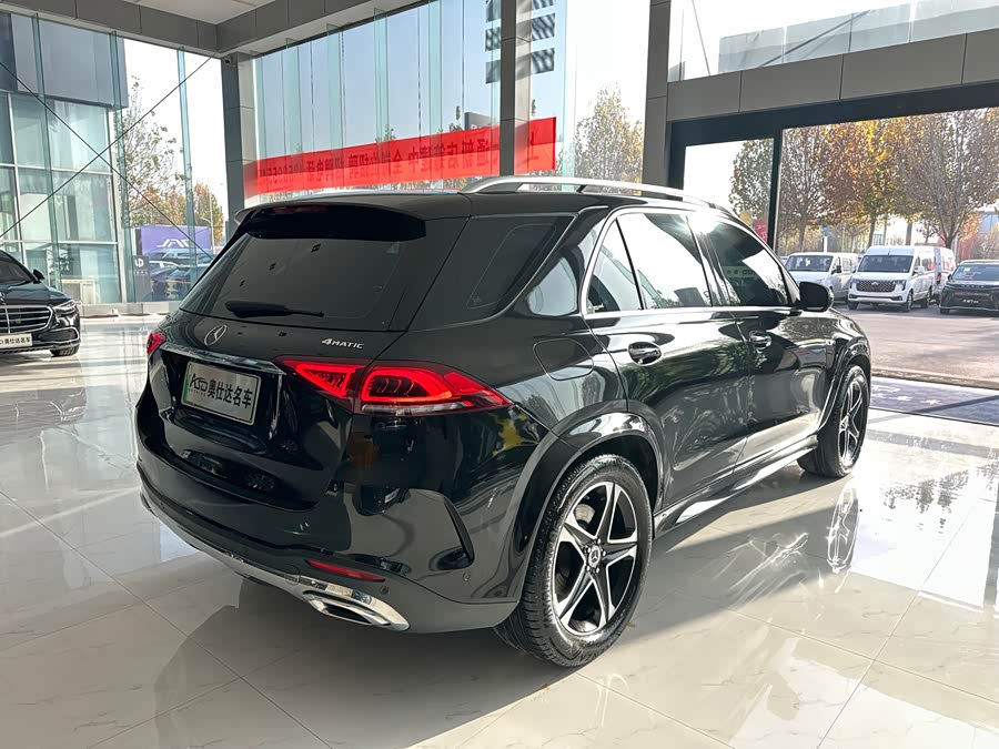Mercedes-Benz GLE Class New Energy 2022 car image #8