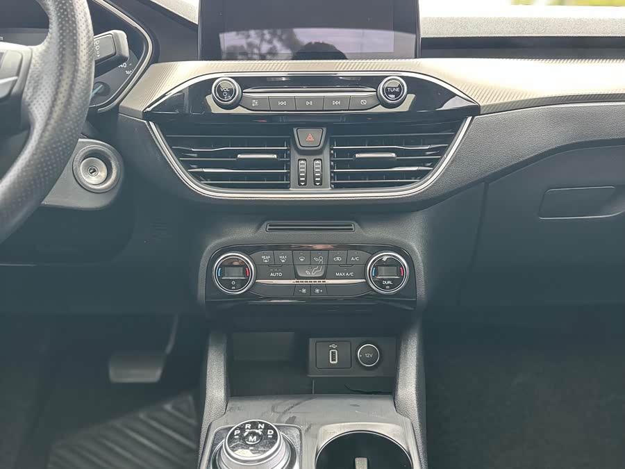 福特 福克斯 2019 汽车图片 #8