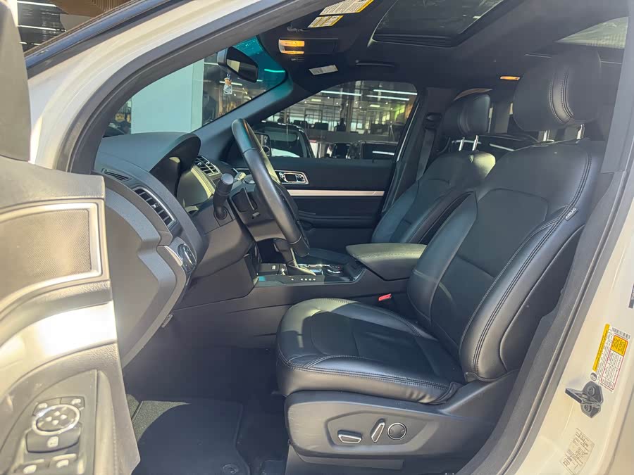 Ford Explorer (Imported) 2016 car image #8