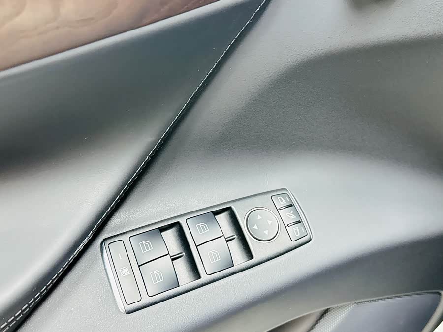 特斯拉 Model X 2017 汽车图片 #8