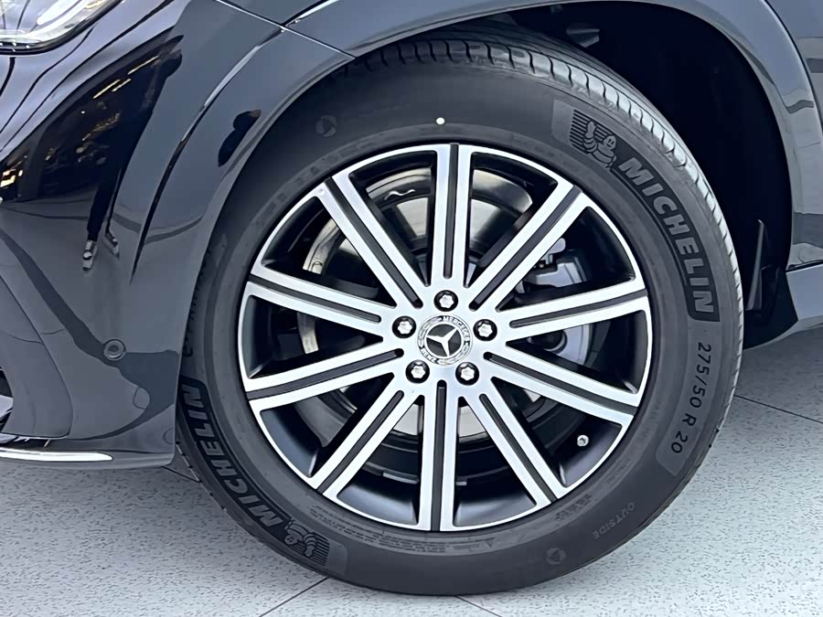 Mercedes-Benz GLE Class 2025 صورة سيارة #8