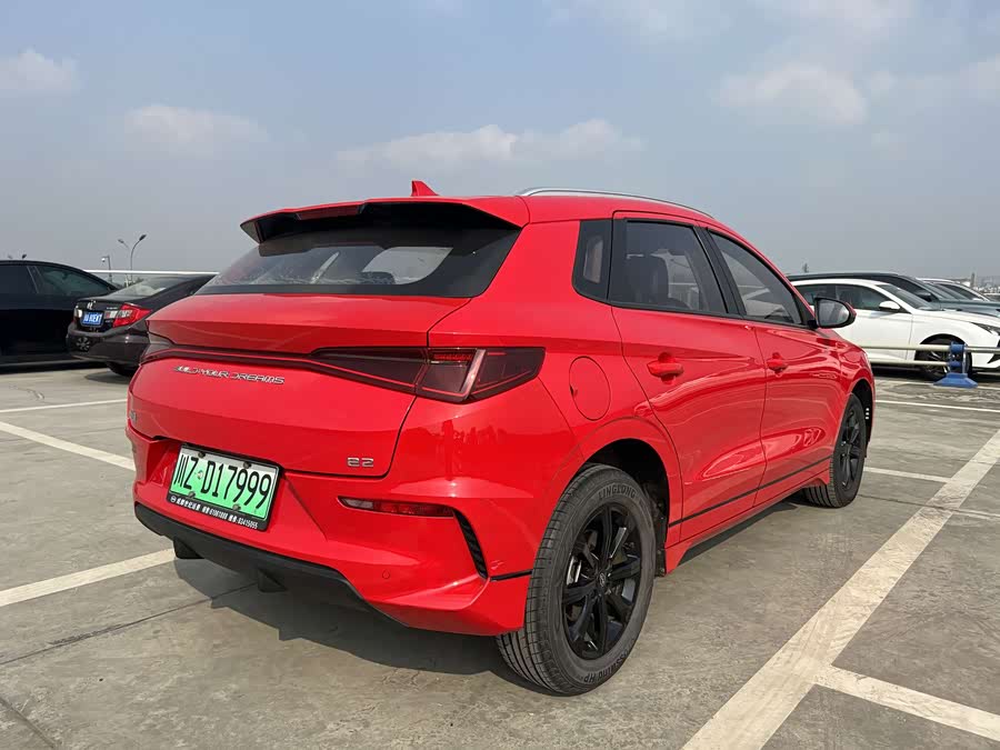 BYD e2 2019 изображение автомобиля #8