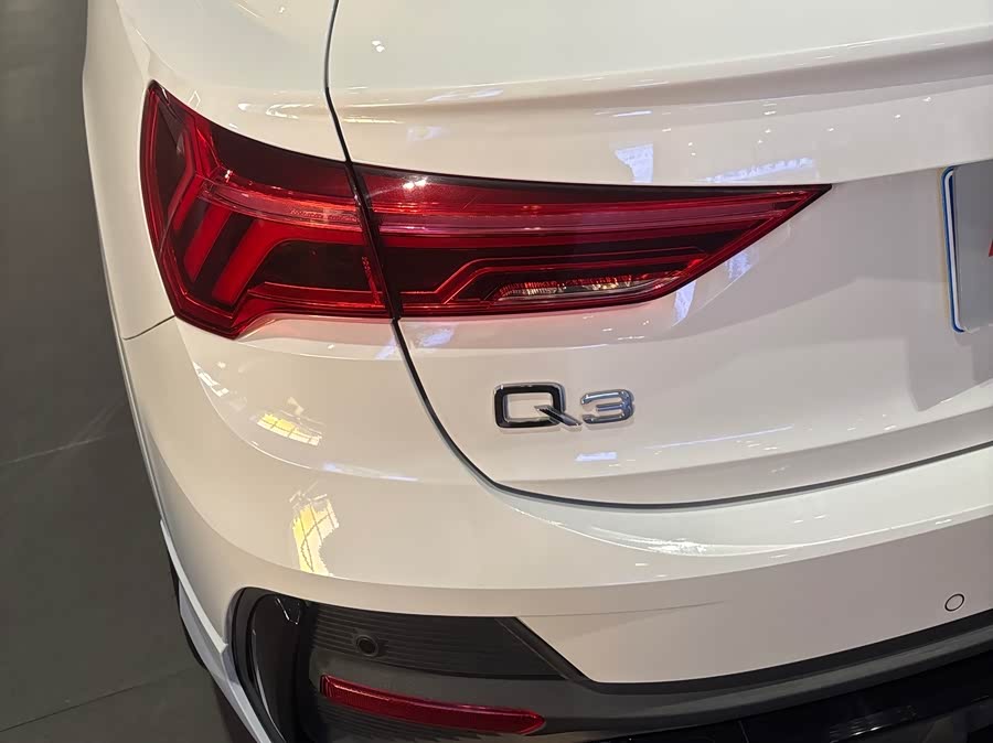 Audi Q3 Sportback 2022 #8 Audi Q3 Sportback 2022 car image #8