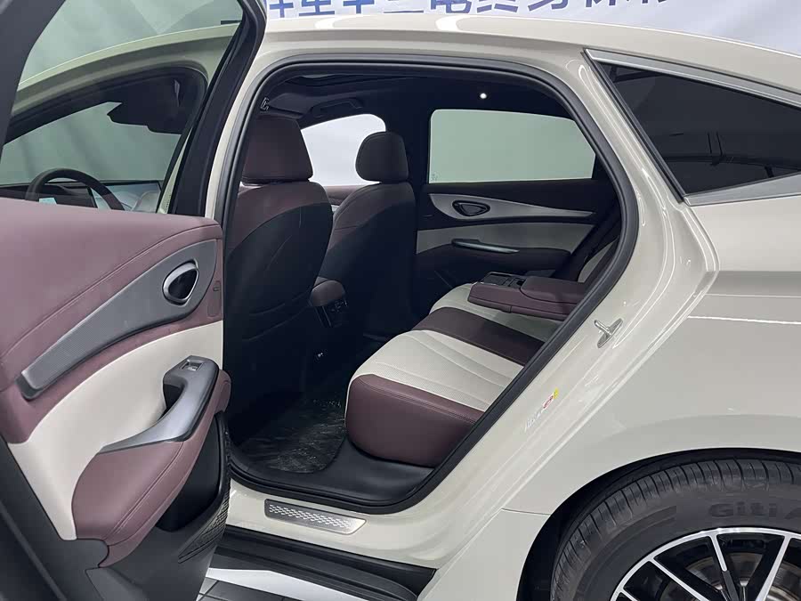 比亚迪 海豹07 DM-i 2025 汽车图片 #8