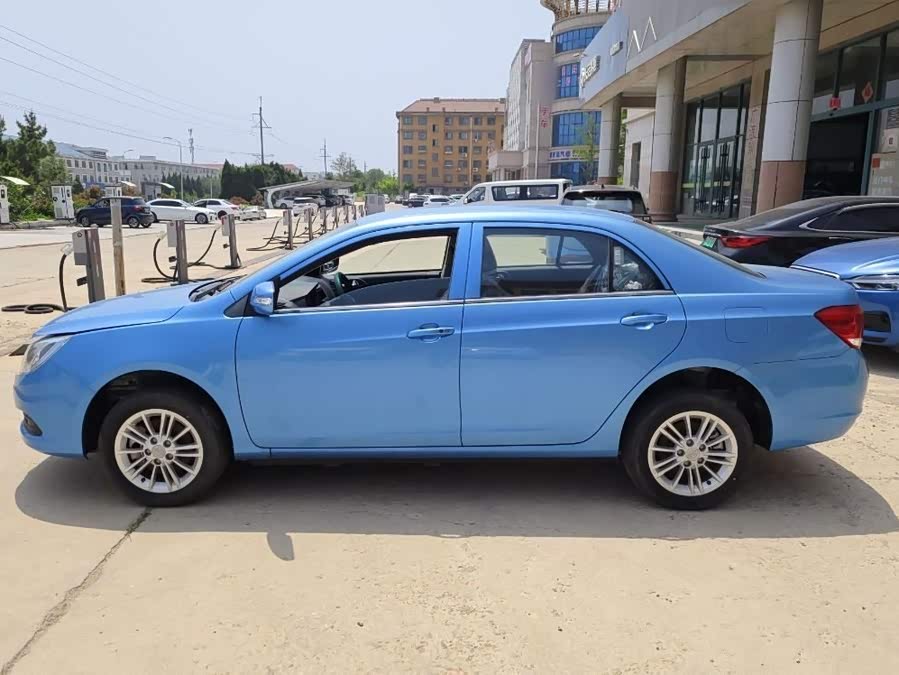 BYD e5 2022 car image #8