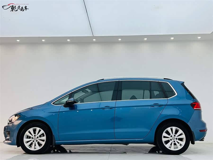 Volkswagen Golf Sportsvan 2017 car image #8