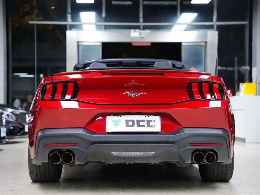 Ford Mustang صورة سيارة #8