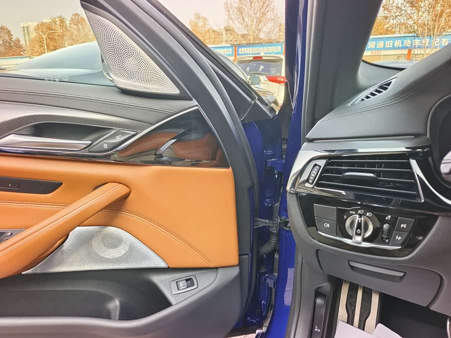 BMW M5 2019 #8 BMW M5 2019 car image #8