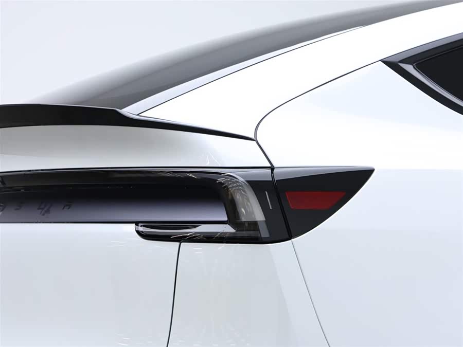 特斯拉 Model Y L 2025 汽车图片 #8