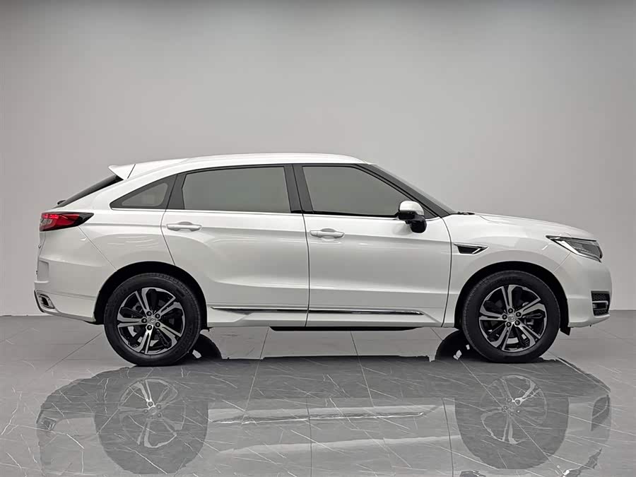 Honda UR-V 2018 immagine di auto #8