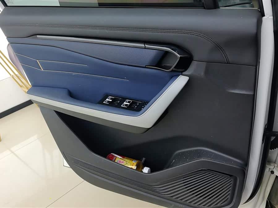 Livan 9 2024 изображение автомобиля #8