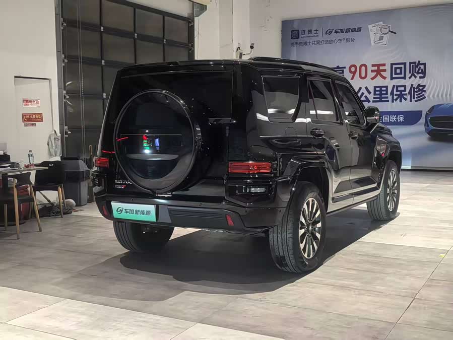 Tank 700 New Energy 2025 صورة سيارة #8