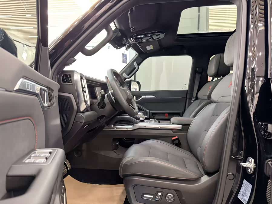 Jetour Traveller 2023 car image #8