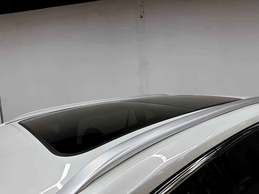 Roewe D5X DMH 2025 car image #8