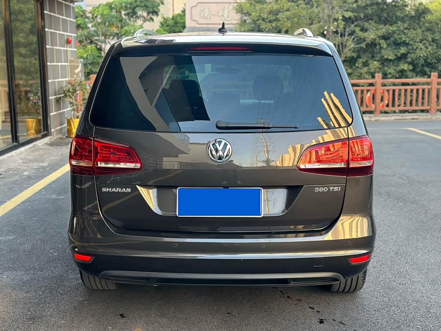 Volkswagen Sharan 2018 immagine di auto #8