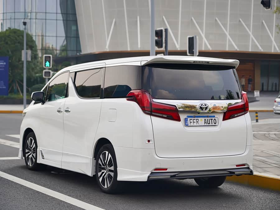 Toyota Alphard 2019 immagine di auto #8