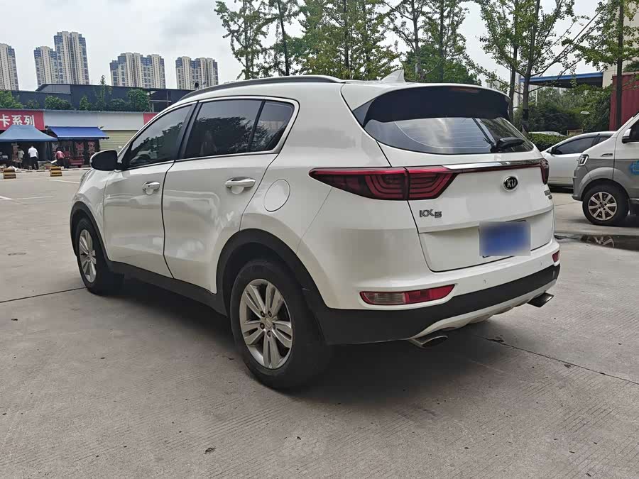 Kia KX5 2016 car image #8