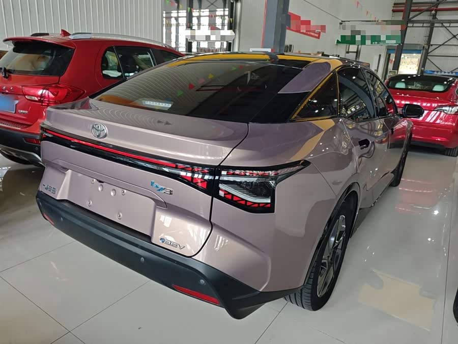 Toyota bZ3 2023 immagine di auto #8