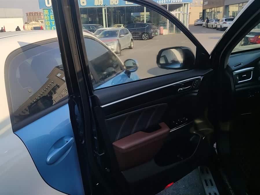 GAC Trumpchi GS7 2018 car image #8